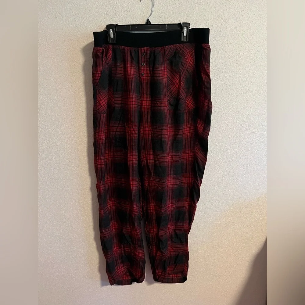 Torrid Red Plaid Sleep Pants Size 2
